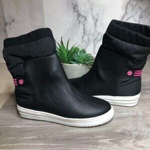 Sydney Jordyn Leonie Black Ankle Boots Size 5 US Womens Pink Accents winter snow